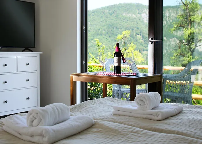 Sunset Valley And * בוהין