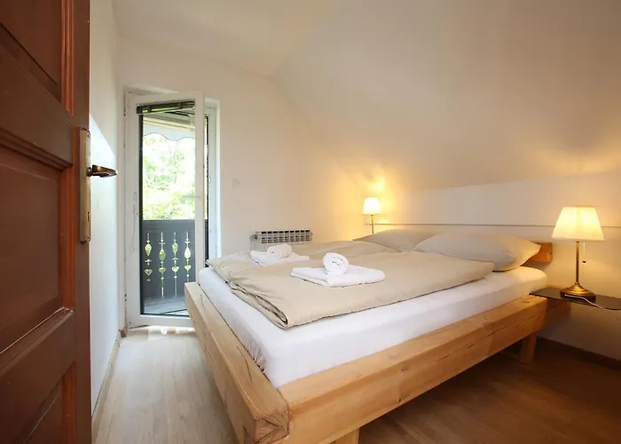 Sunset Valley And * בוהין